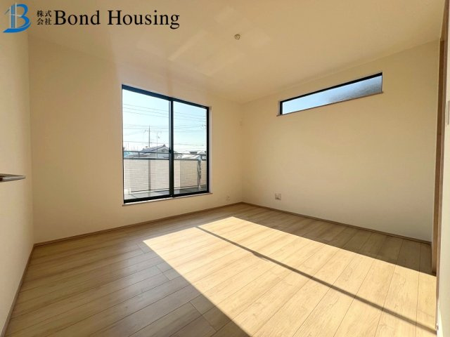 教育施設徒歩５分圏内　沢野2丁目　新築限定1棟の洋室