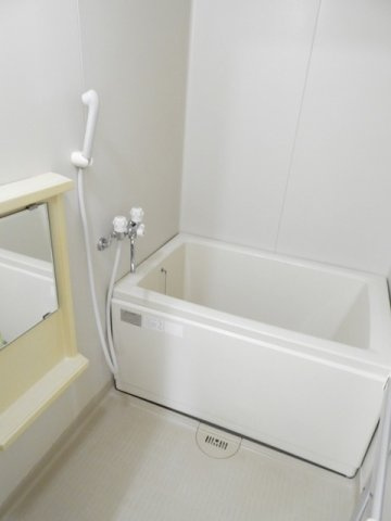 ジョイ梅田の浴室|落ち着いた空間のお風呂です