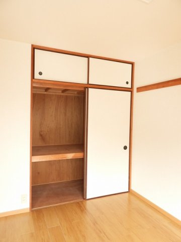 ジョイ梅田の収納|こまごまとしたものを収納できそうですね