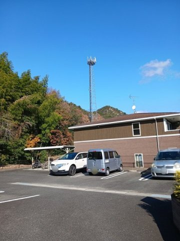 ブルーベリーの駐車場|駐車場があります