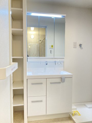 ハイマート若江第弐棟の洗面所|使いやすい洗面所です