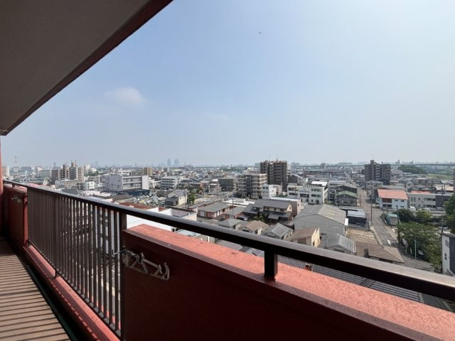 ライオンズガーデン中小田井A棟の展望