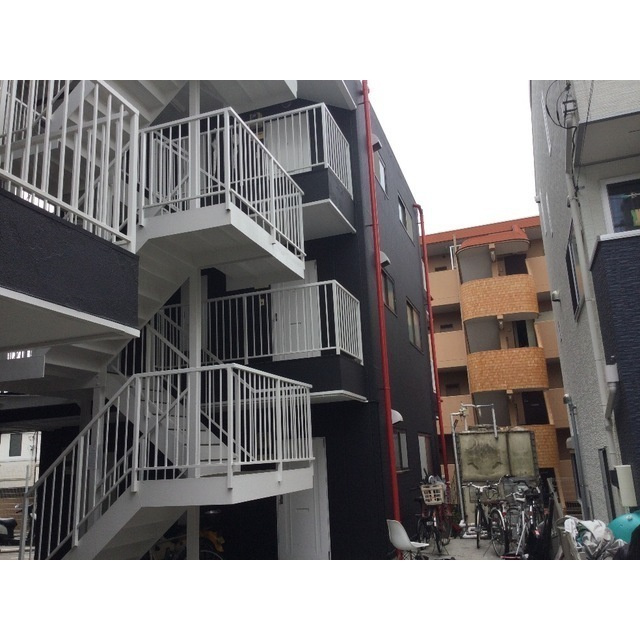 ヒルズ白楽Ⅱの外観