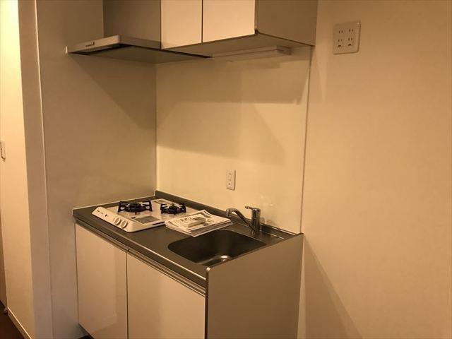 横浜市港北区小机町のアパートのキッチン