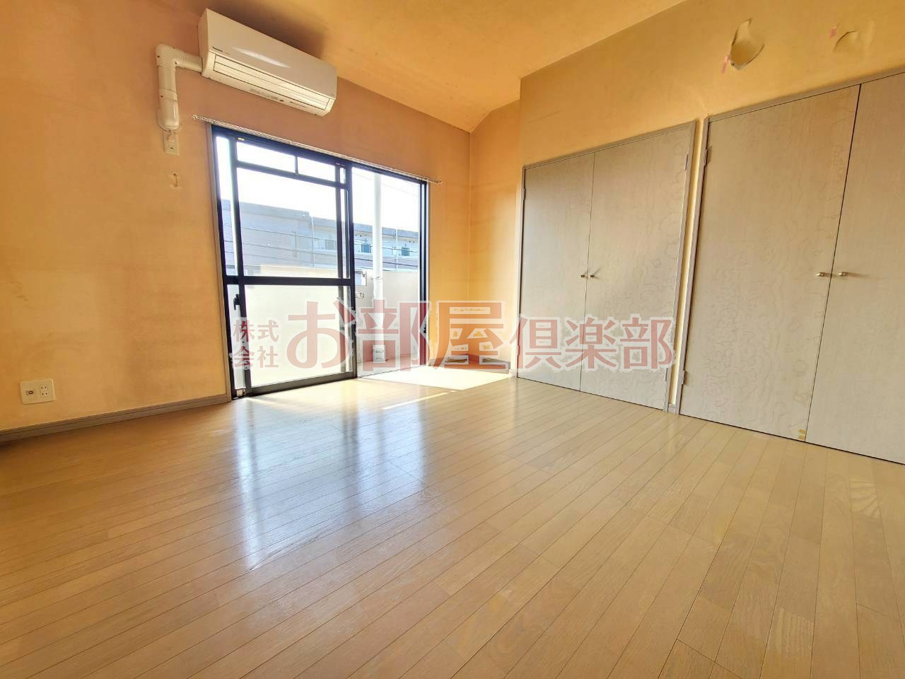 フォレスト小森野の居間・リビング|居間は統一感があり、開放的です