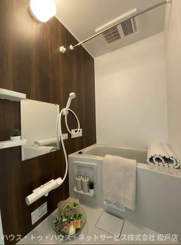 KEIAI RESIDENCE 新松戸Ⅰの浴室