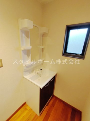 ユトリロ牛川の洗面所