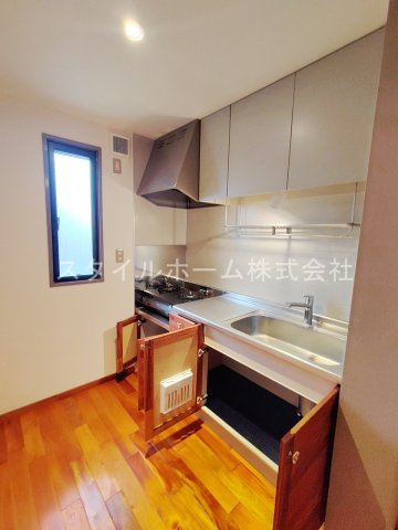 ユトリロ牛川のキッチン