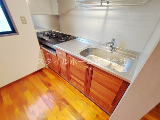 ユトリロ牛川のキッチン