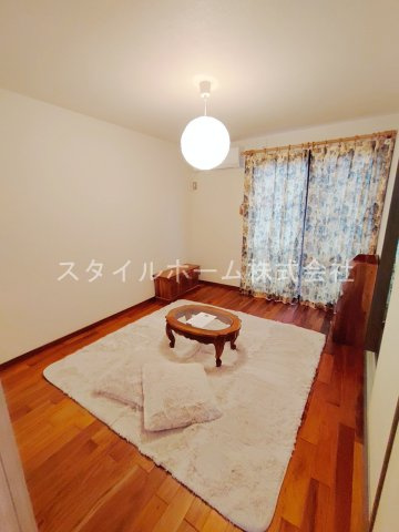 ユトリロ牛川の内装