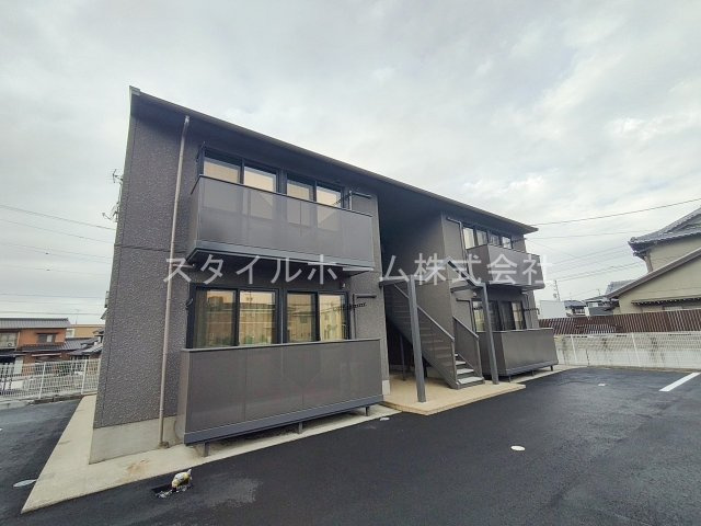 ユトリロ牛川の駐車場