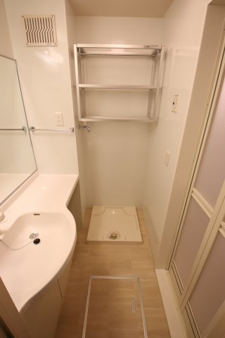 【設備】 | オースター2番館 | 室内洗濯機置場