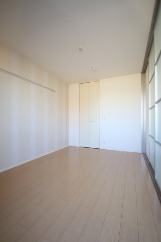 【洋室】 | オースター2番館