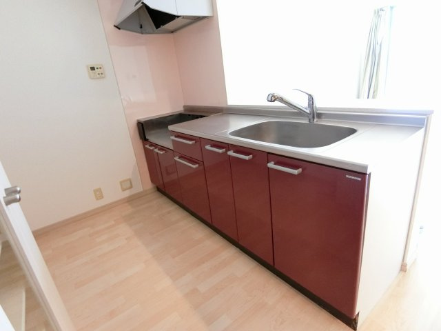 ラフィーネのキッチン|コンパクトなキッチンで掃除もラクラク