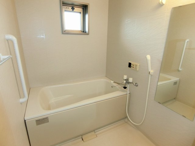 ラフィーネの浴室|きれいなお風呂です