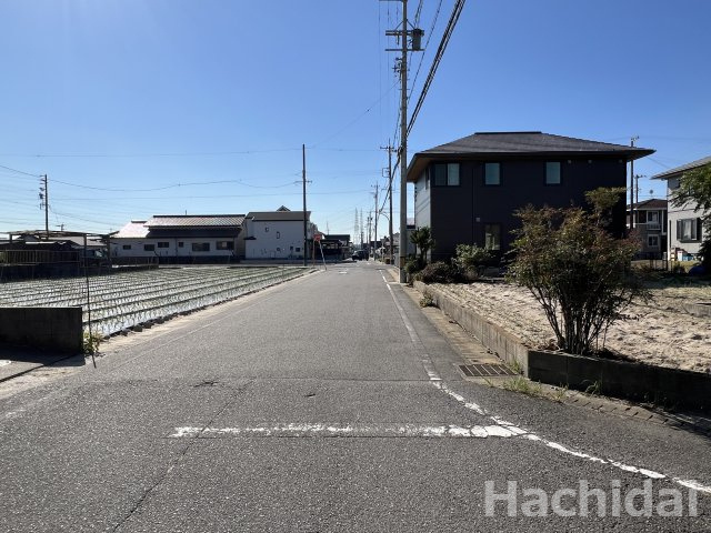 碧南市権現町第2　新築一戸建の前面道路含む現地写真