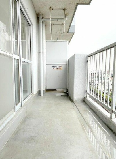 【中古マンション】リラティブ川越のバルコニー|ワイドバルコニーです！陽当り良好！