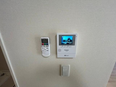 【内装】 | ローズハイツ福岡 | カメラ付インターホン（イメージ）