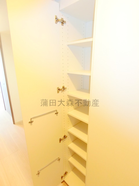 Augusta　Residence大森（オーガスタレジデンス）の収納|玄関収納