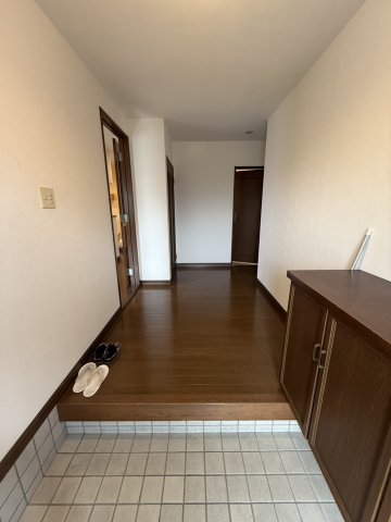 岩出市中島・中古戸建・114688の玄関