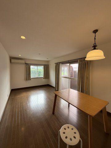 岩出市中島・中古戸建・114688の居間・リビング