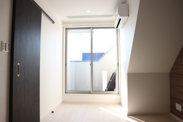 ＧＲＡＮＤＴＩＣ　ＩＣＨＩＧＯの居間・リビング