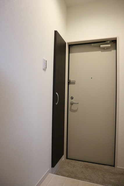 ＧＲＡＮＤＴＩＣ　ＩＣＨＩＧＯの玄関