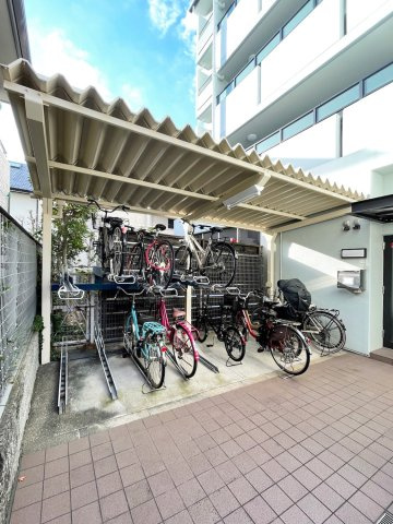 プラスワン芦屋のその他共用部分|駐輪場