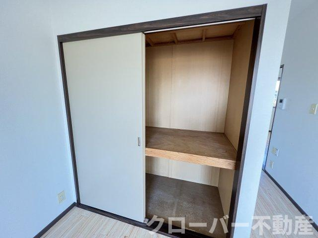 グレースフジ B棟の収納