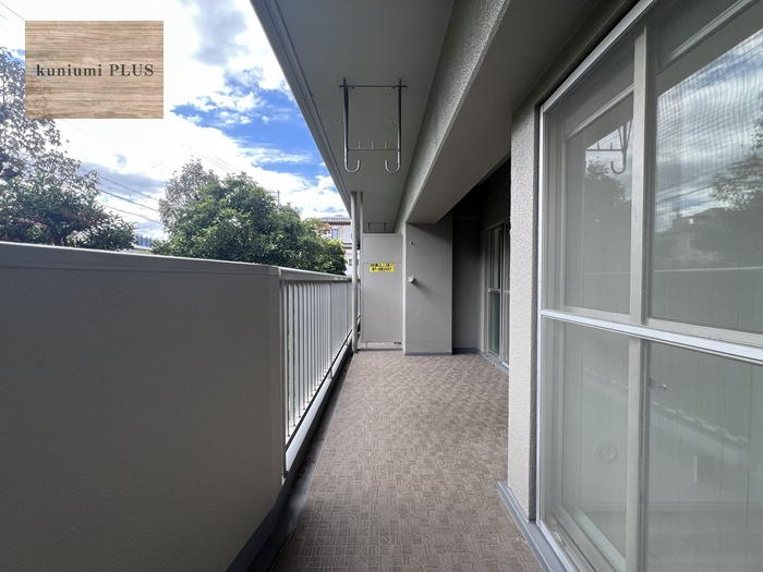 京橋南コーポ1号棟のバルコニー