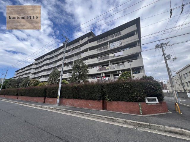 京橋南コーポ1号棟の外観