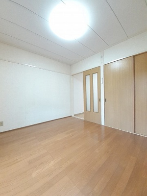 【洋室】 | グリーンハイツ堂形