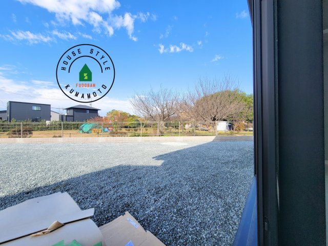 菊池郡大津町大字大林第1-1棟(1号棟)の展望|窓から緑が見える物件も魅力的です。