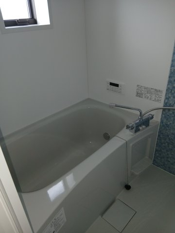 Lien(リアン)Bの浴室