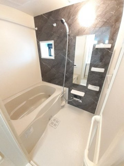 【浴室】 | 鈴蘭館 | 日々の疲れを癒すお風呂付です