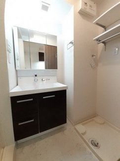 【洗面所】 | エトワール | 脱衣スペースもあります