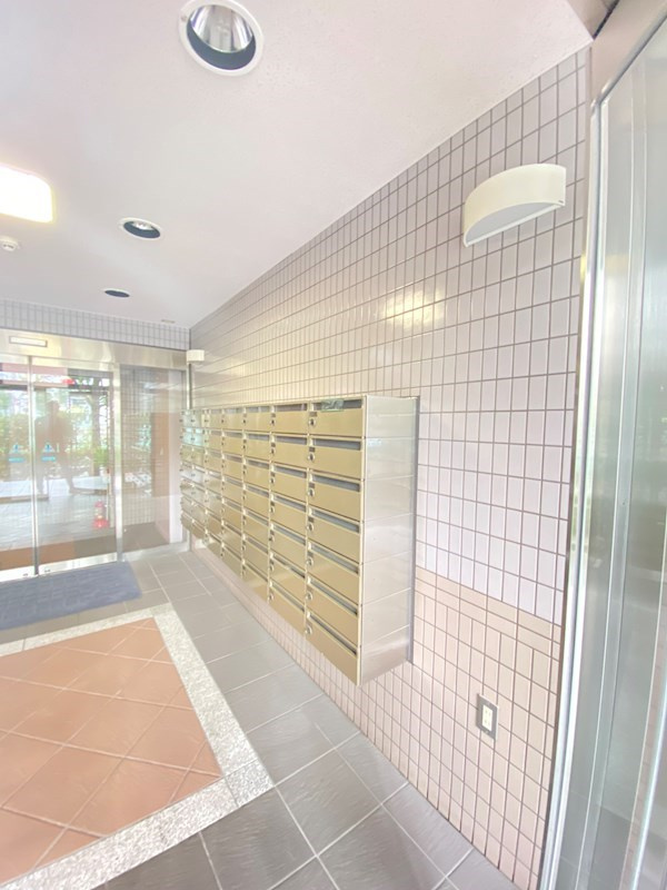 ＫＹＫガーデンホームズ若林のロビー