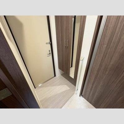 【玄関】 | One's (ワンズ)