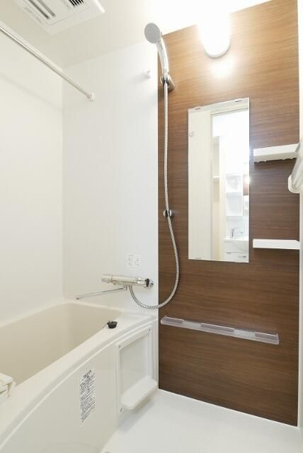 Ｎ－ｓｔａｇｅ久米川の浴室