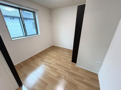 【内装】 | Ｗｅｓｔ　Ｓｏｌａ | 洋室1