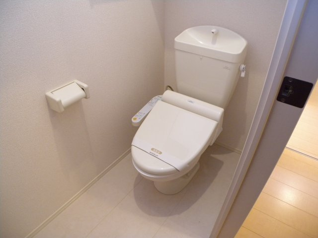 ヴィルヌーブサンティーエのトイレ