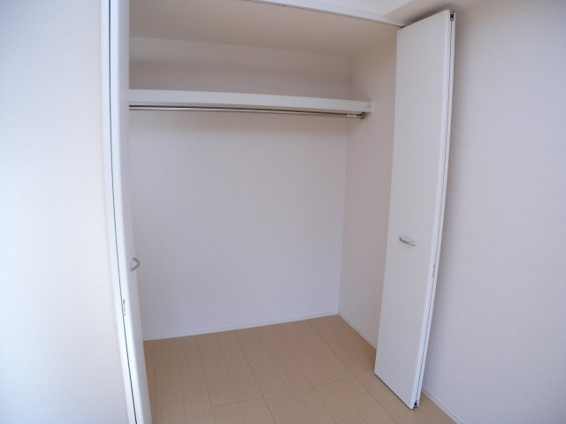 ヴィルヌーブサンティーエの収納