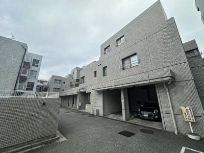 【駐車場】 | フィオーレ帝塚山 | 資料請求だけでもお気軽にお問い合わせ下さいませ♪