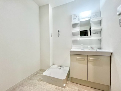 【玄関】 | フィオーレ帝塚山 | ◆現地案内会開催中◆もちろん、当日のご連絡でも対応可能です♪ご自宅にお迎えも可能です！