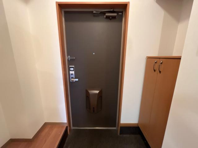 グランディール和志山の玄関|玄関