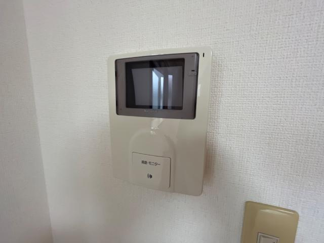グランディール和志山の内装|カメラ付インターホン