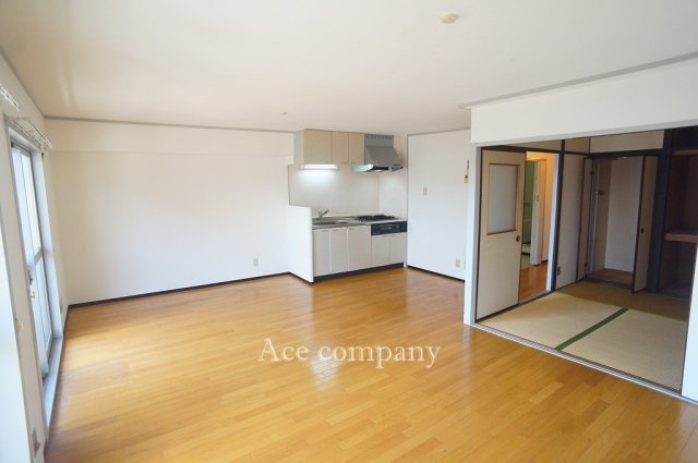 【居間・リビング】の画像