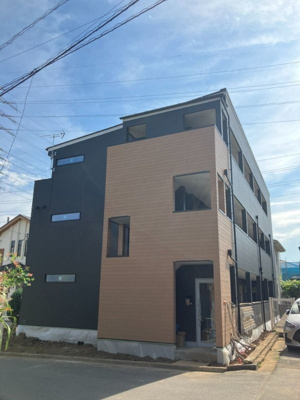 【エントランス】 | エフプレスト岸町