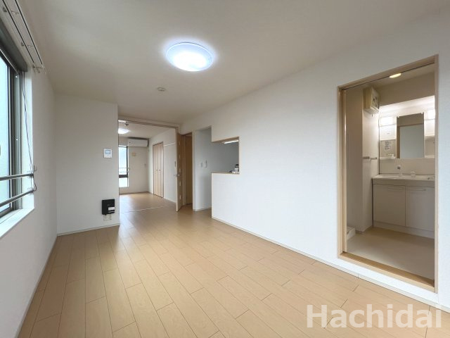 クリサンセマムの居間・リビング