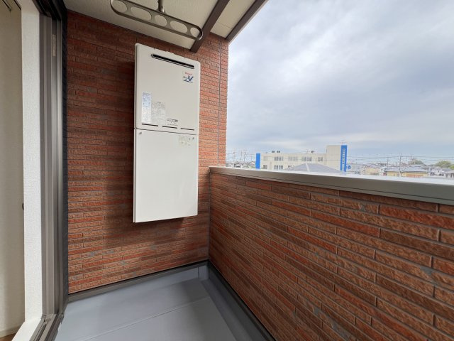 クリサンセマムのバルコニー|3階からの眺めのよいバルコニーです